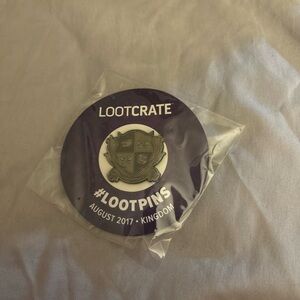 Lootcrate August 2017 Pin Kingdom Loot Crate New Sealed